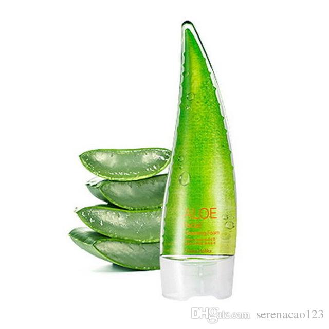 HOLIKA HOLIKA Aloe Facial Cleansing Foam 150ml Face Cleanser Moisturizing Oil Control Soothing Aloe Vera Facial Cleanser