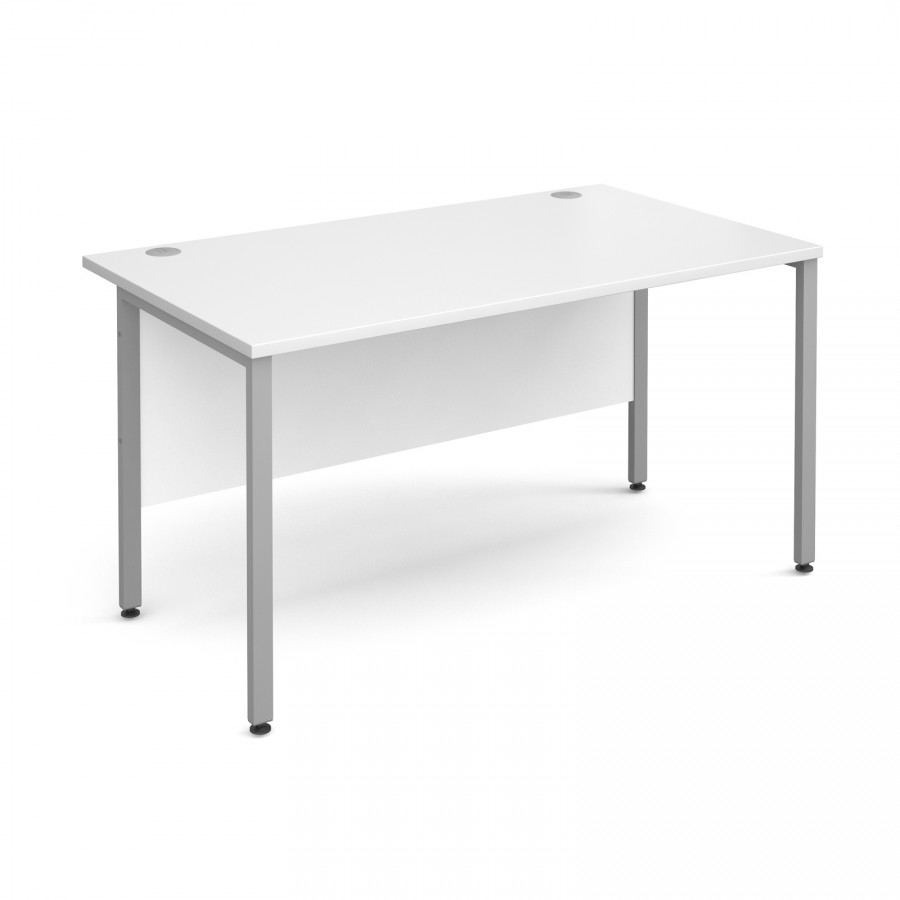 Maestro 25 Straight H Frame Desk 1400mm with Silver Legs- White