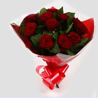 12 Red Roses Bouquet -Clear Savings-Clear Prices-FREE DELIVERY