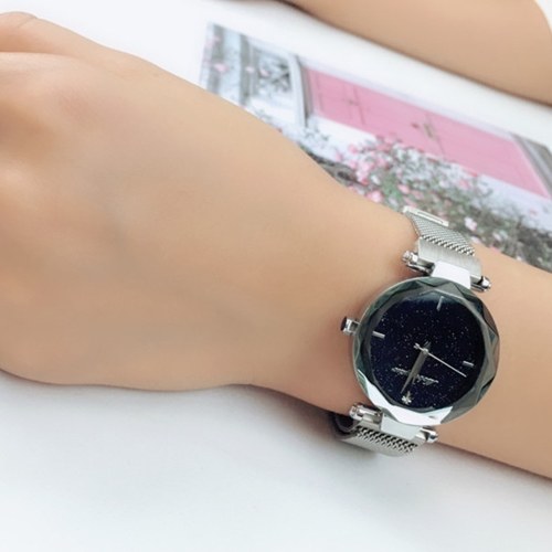 Bling Starry Sky Reloj de pulsera femenino Reloj de pulsera de cuarzo analógico Pulsera de malla magnética para damas