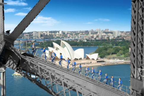 BridgeClimb Sydney - BridgeClimb bei Nacht