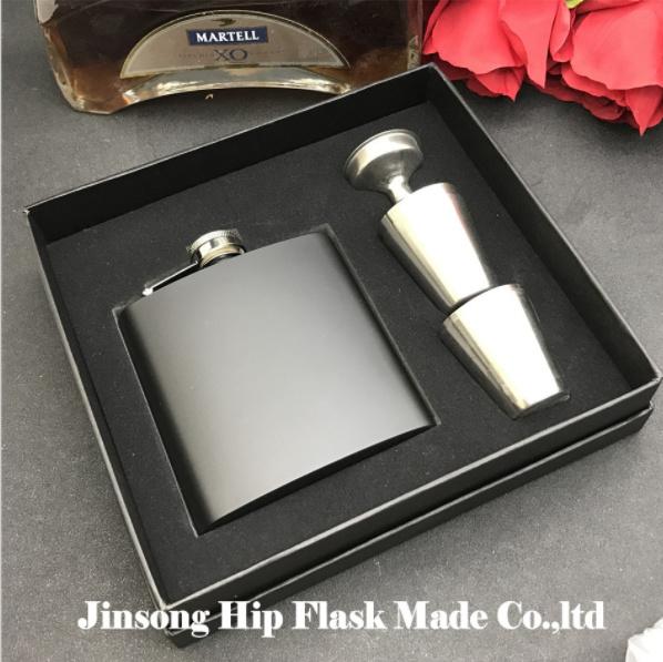 6 OZ hip flask gift set with 4 shot glass , funnel in the gift box
