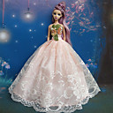 Poupée Barbie début du printemps doux de modèle robe de princesse