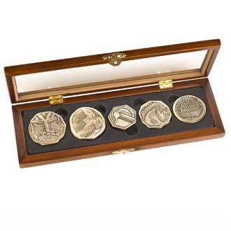 Dwarven Treasure Coin Set Prop Replica from The Hobbit The Desolation Of Smaug