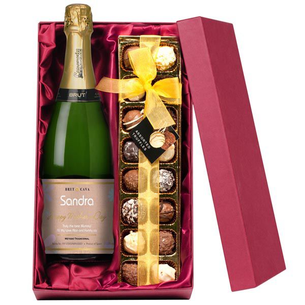 Mothers Day Personalised Bottle of Cava and Chocolates