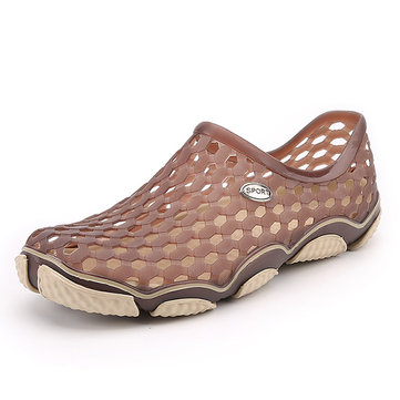 Men Soft Breathable Beach Sandals Outdoor Flat Casual Garden Shoes