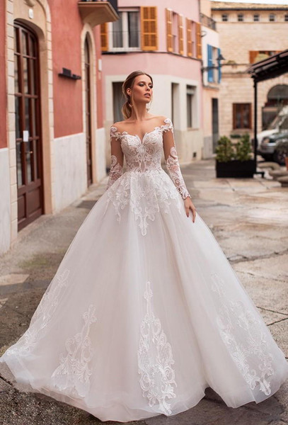 Ball Gown Wedding Dresses Scoop Neck Long Sleeve Lace Bridal Gowns Princess Ball Gown A-Line Wedding Dress