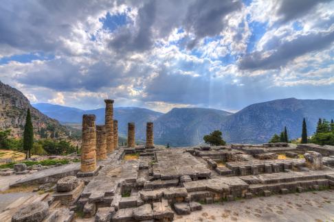 Delphi One Day Tour