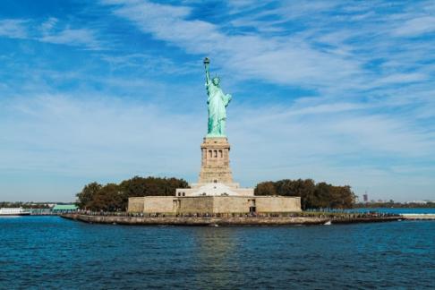 One World Observatory + Tour por Bajo Manhattan: Estatua de la Libertad + Isla Ellis