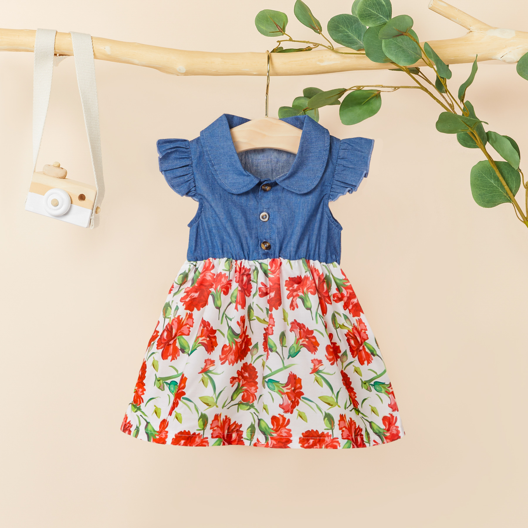Baby / Toddler Pretty Flutter-sleeve Denim Splice Floral Dress