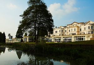 Two Night Luxury Escape with Dinner, Fizz and Afternoon Tea