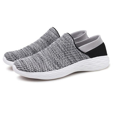 Men Breathable Knitted Fabric Slip Resistant Casual Sneakers