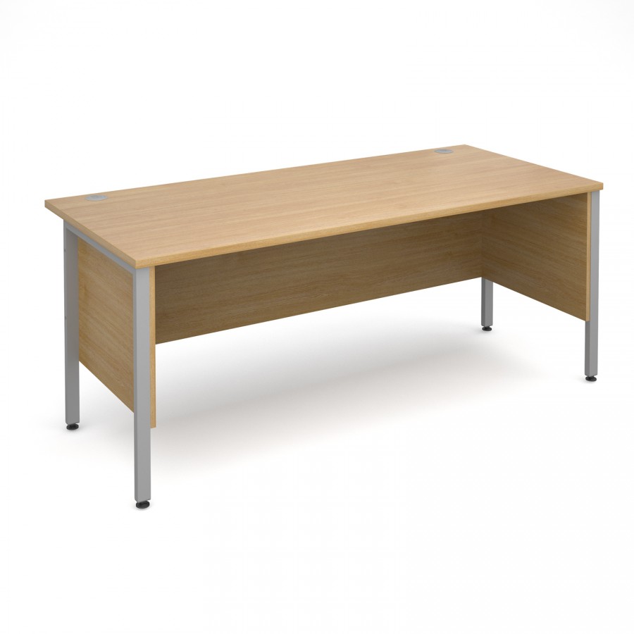 Maestro 25 H Frame Desk 1800mm - Silver Legs with Modesty Panels- Oak