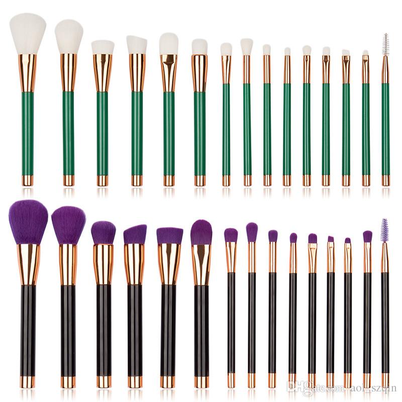 Pro 15Pcs Makeup Brushes Set Cosmetics Kit Eye Shadow Foundation Powder Concealer Face Brush Blender Blending Tools